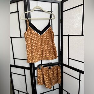DKNY - washable silk pj short set